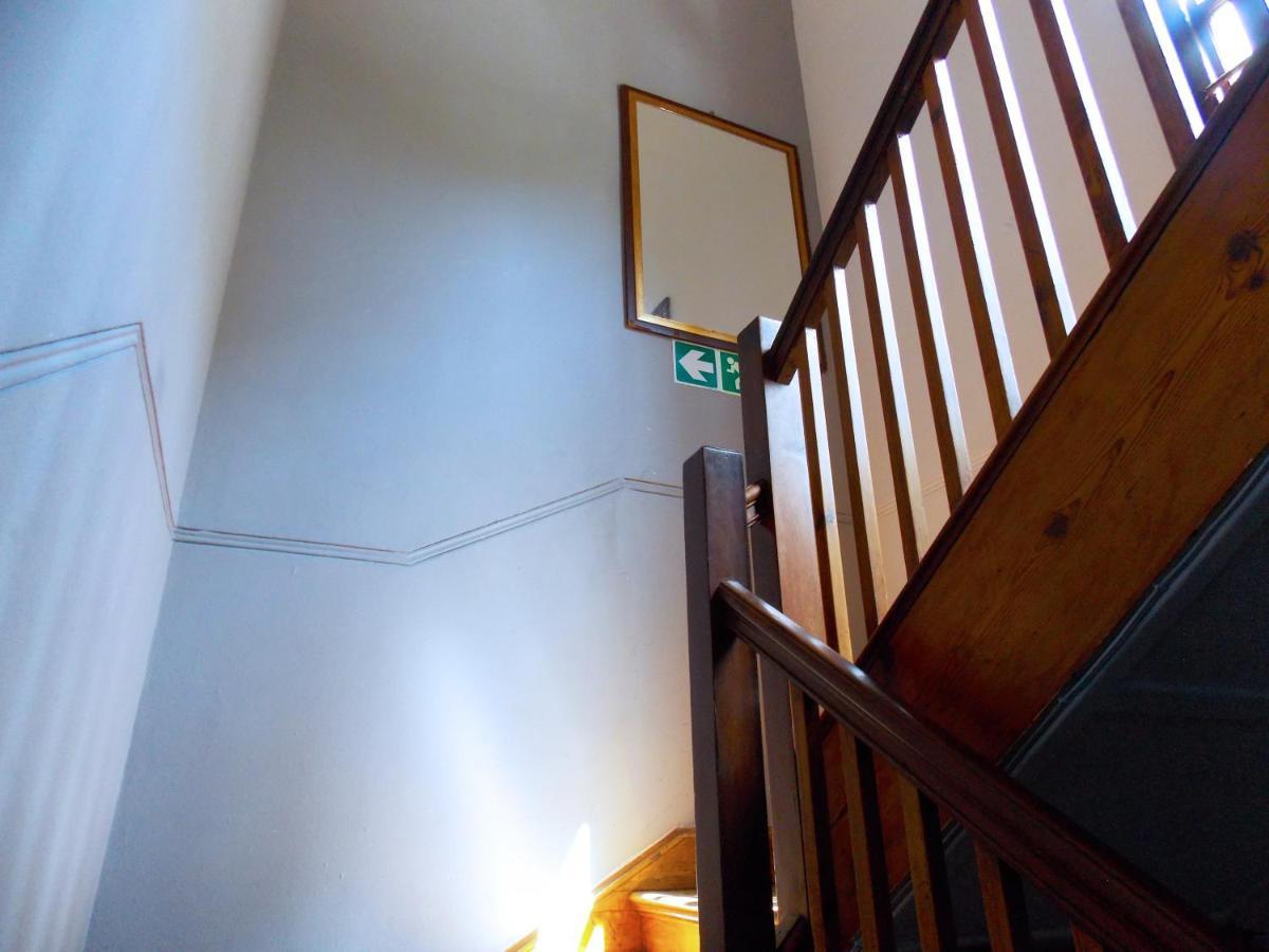 Хостел Trap Houz Backpackers Кейптаун Екстер'єр фото