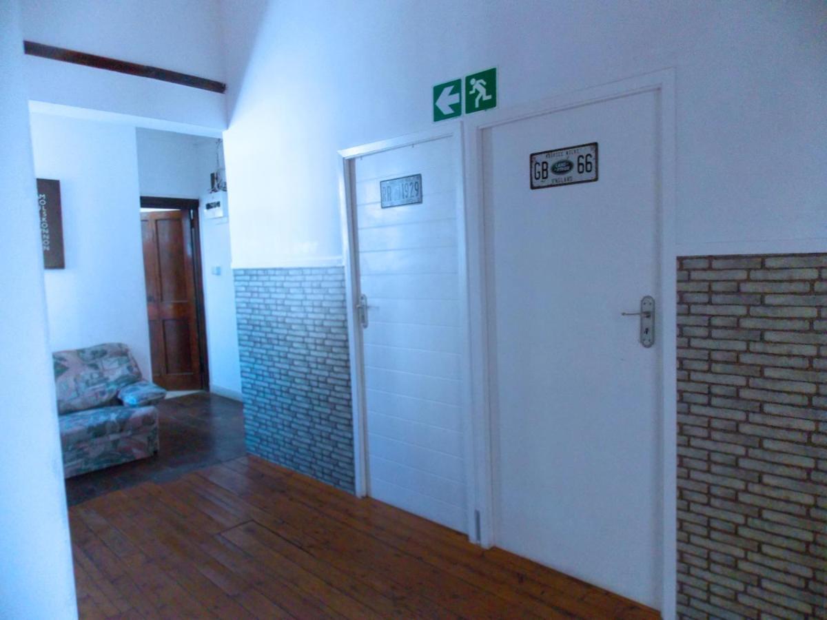 Хостел Trap Houz Backpackers Кейптаун Екстер'єр фото