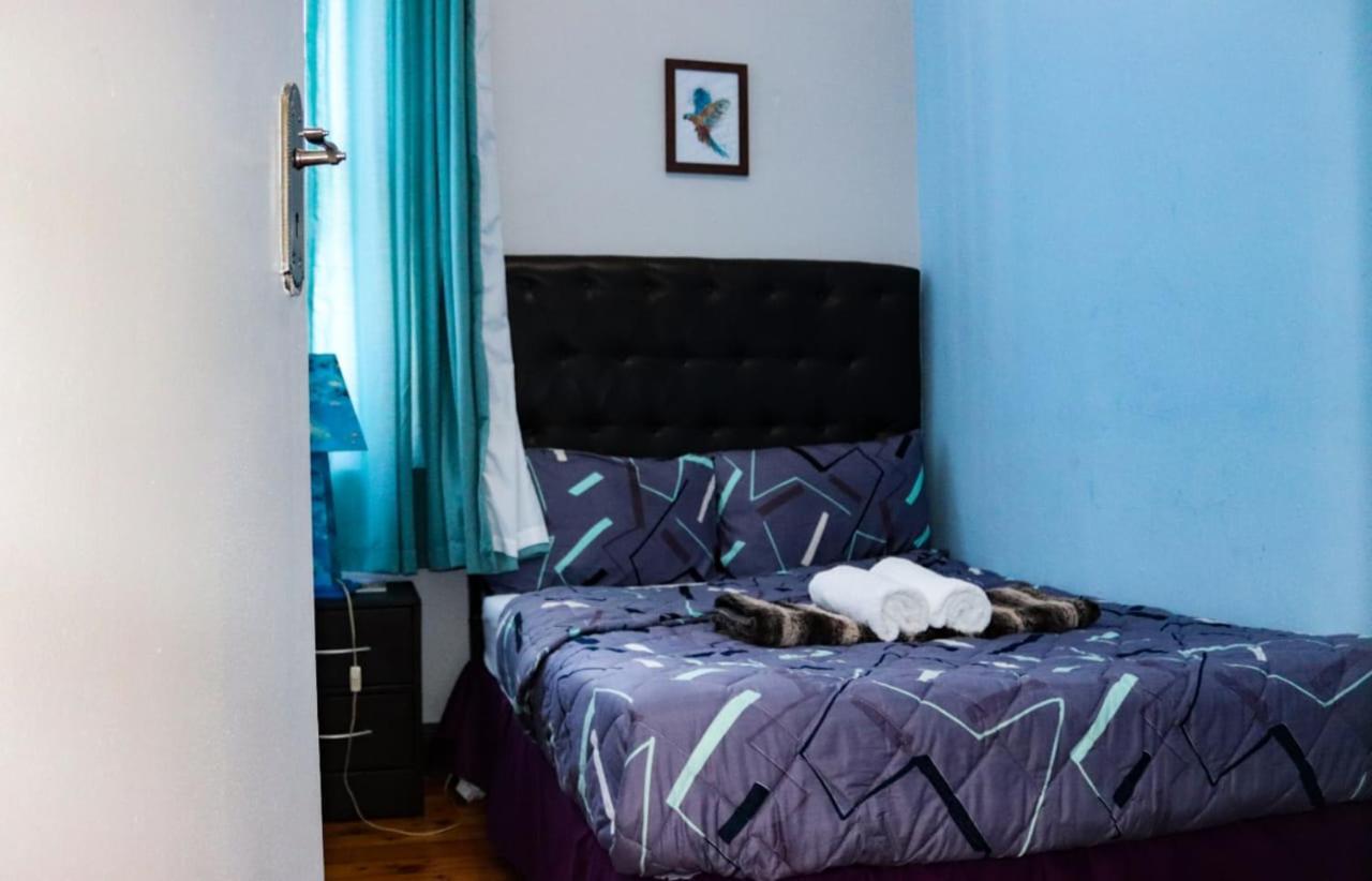 Хостел Trap Houz Backpackers Кейптаун Екстер'єр фото